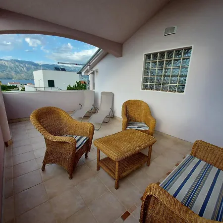 Apartmani Ciprijan Razanac Exterior photo