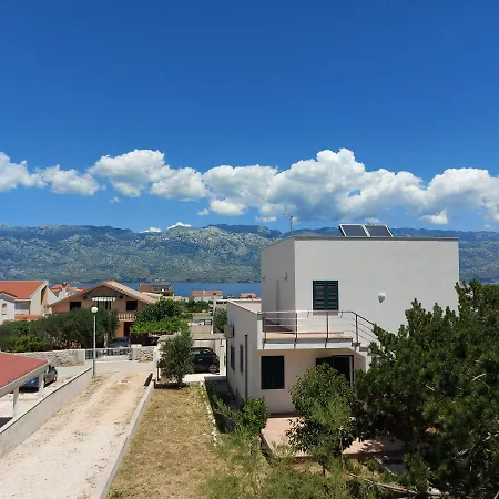 Apartmani Ciprijan Razanac Exterior photo